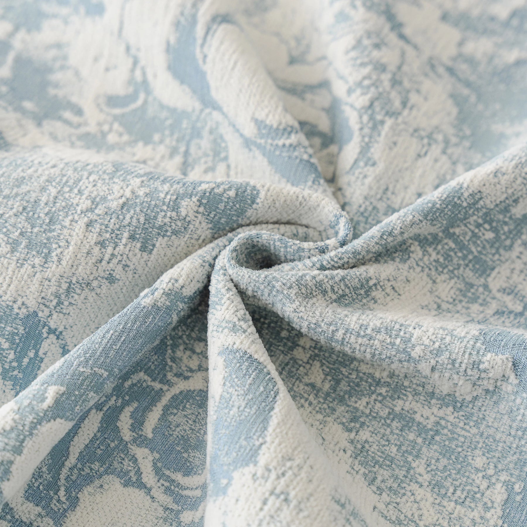 [Llevá 2 Pagá 1] Funda para Sofá Vera de Algodón y Viscosa con Estampa Elegante y Faldones Laterales +REGALO: 2 Almohadas